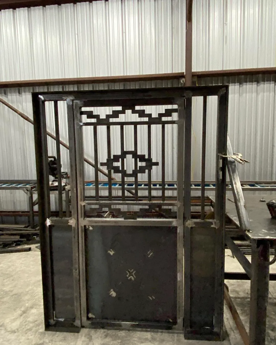 Custom Metal Gate